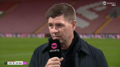 杰拉德:斯洛特在巨大的压力下保持冷静,他理应获得表扬 杰拉德:斯洛特在巨大的压力下保持冷静,他理应获得表扬