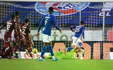 梅斯主场防守稳健，雷恩近期状态火热迎来三连胜！_比赛_联赛_客场