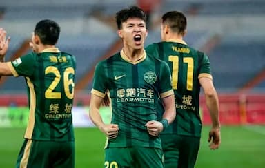 11球金靴+17岁留洋！中国足球崛起真相曝光，结局让人热血沸腾_球员_王钰栋_本土