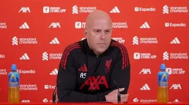 换汤不换药！萨拉赫首发并非输球根源，斯洛特三处失误害苦利物浦_比赛_维尔茨_英超